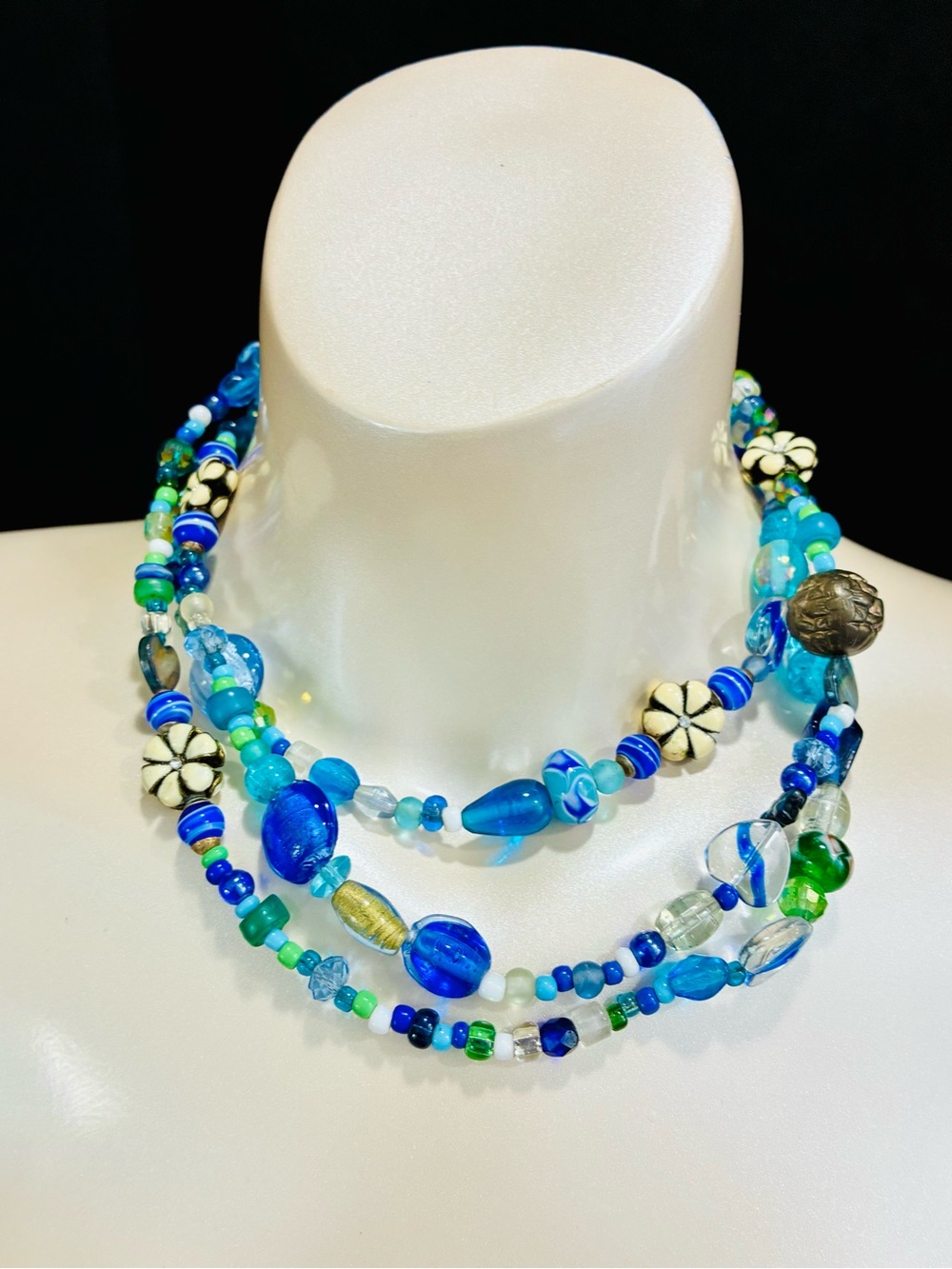 Handmade Blue & Green Beaded Necklace with Floral Accents - Picture 2 of 15